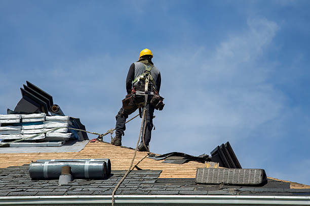 Professional Gutter Installation technician working in Woodlake, CA